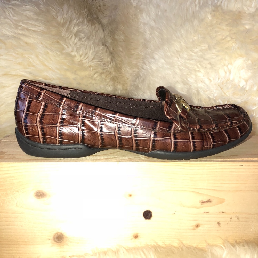 Ann Klein Brown Loafers - Picture 3 of 8